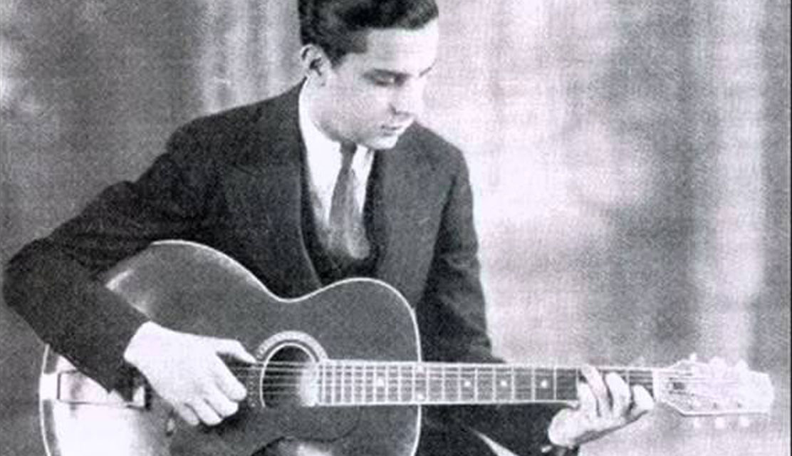 Eddie Lang - A little love a little kiss